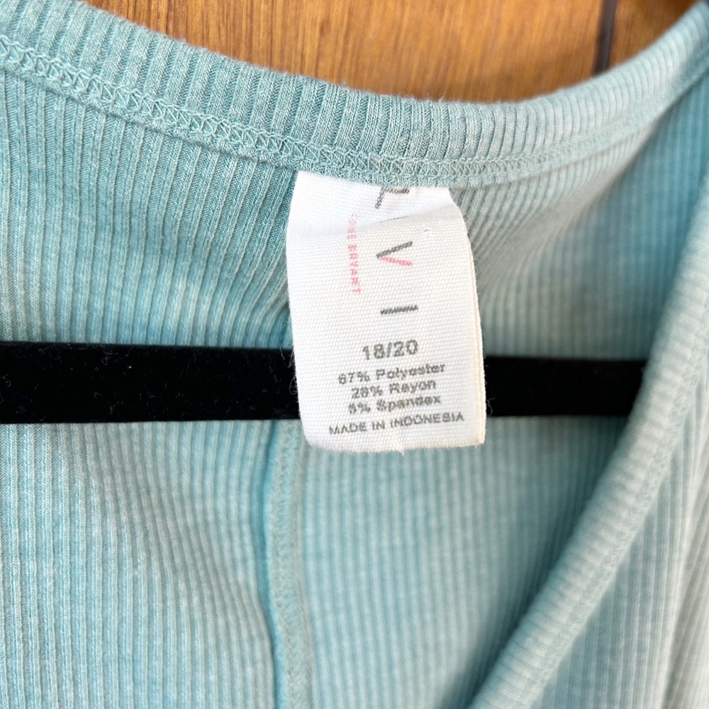 LIVI Active by Lane Bryant Teal Blue Athletic Short Sleeve Top – Size 18/20 - Picture 3 of 4
